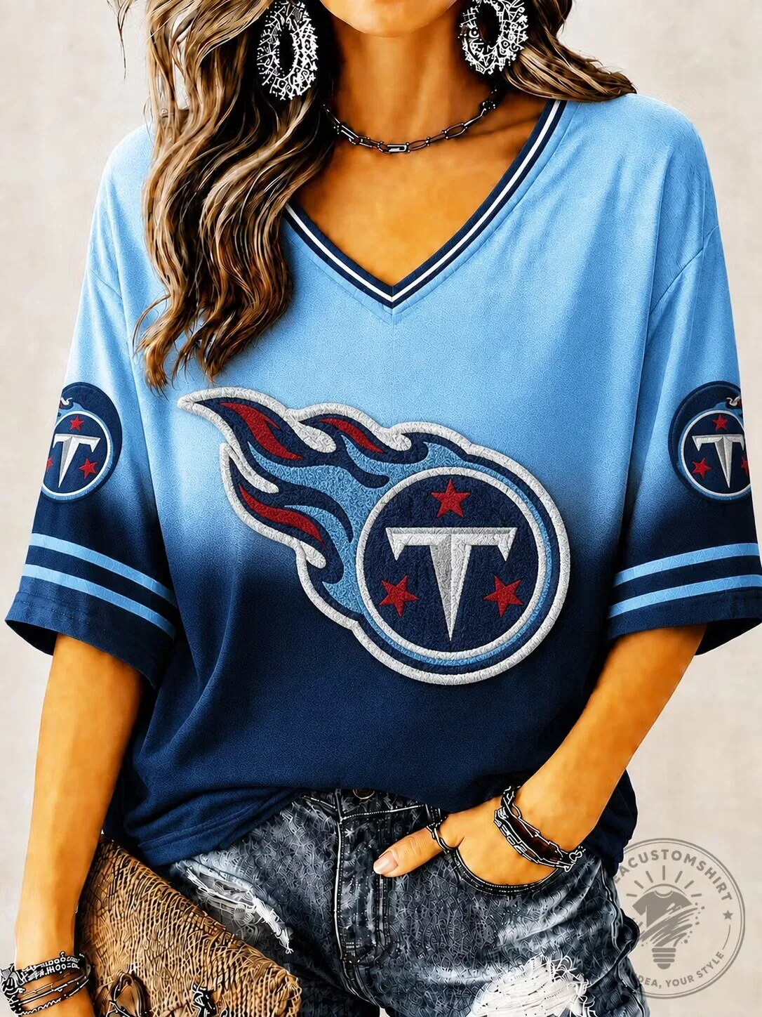 Tennessee Titans Football Team Logo Gradient Blue Women's V-Neck T-Shirt